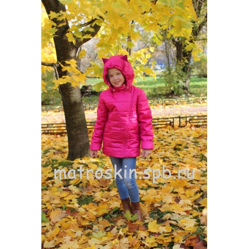 Детская Демисезонная Куртка с ушками на капюшоне Расцветка Малина